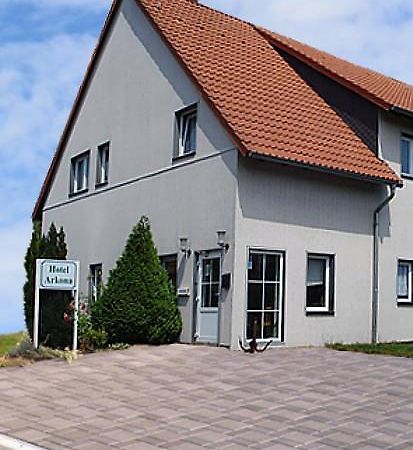 Hotel Arkona Genthin Ngoại thất bức ảnh